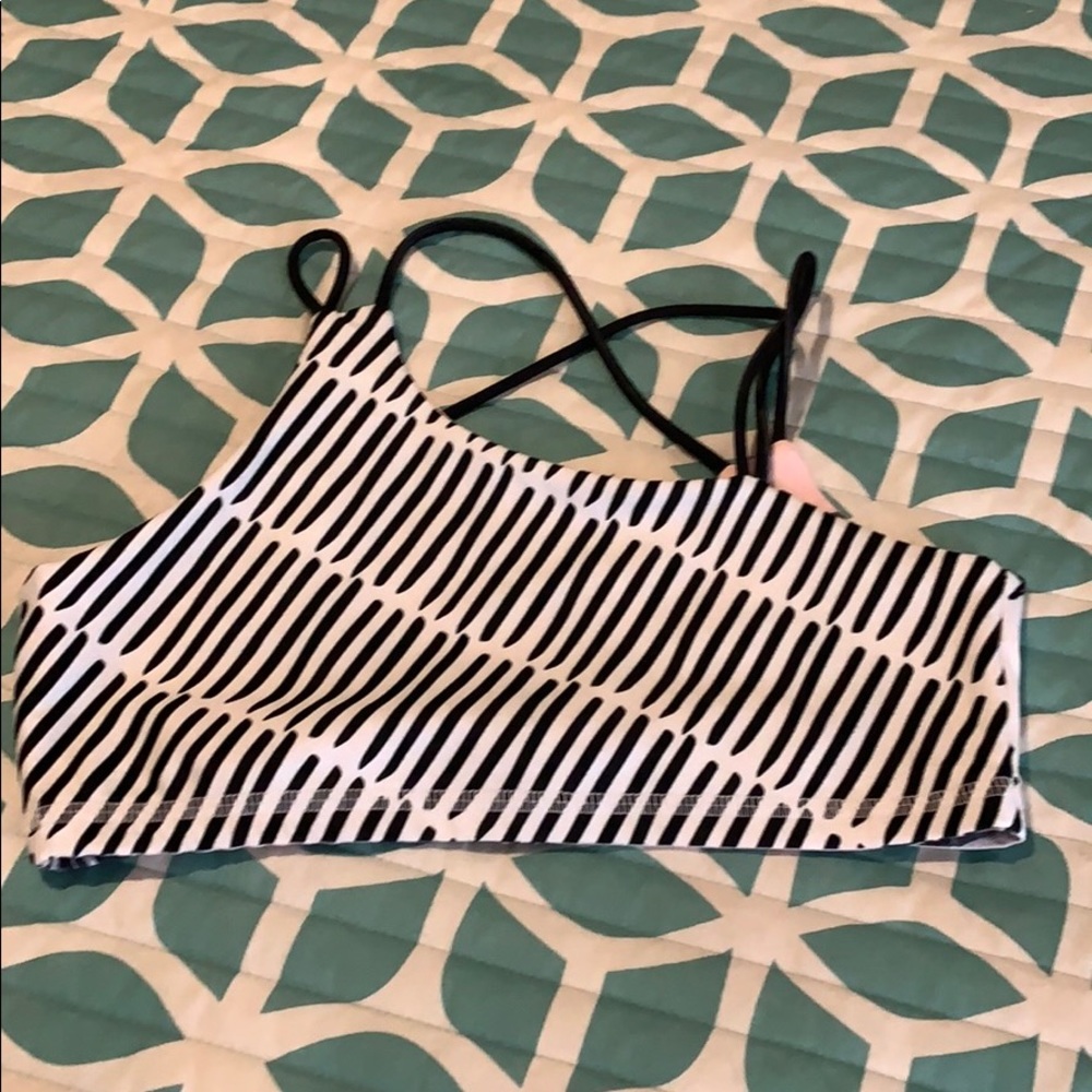 NKD buti sports bra